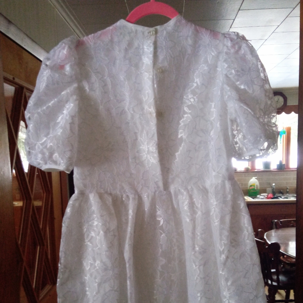 LITTLE PRINCESS FIRST COMMUNION DRESS - Picture 2 of 3